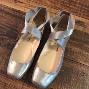 Jessica Simpson flats